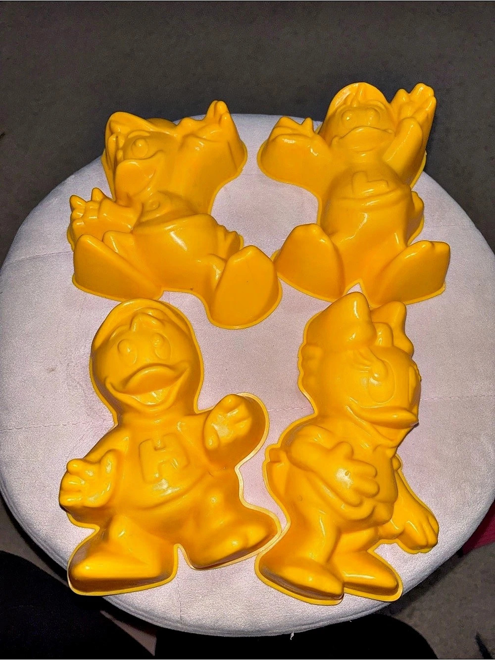 Disney DuckTales Jello Gelatin Mold Set Orange
